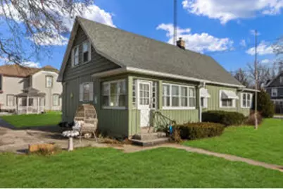 1004  Madison St, Lake Geneva, WI 53147 - Photo 1