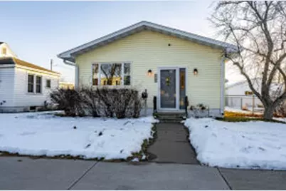 2304  Denton St, La Crosse, WI 54601 - Photo 1