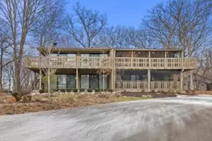 521 Bristol Oak Ct, Fontana, WI 53125 - Photo 1