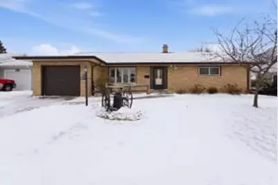 1223 S 25th St, Manitowoc, WI 54220 - Photo 1