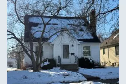 2132  Winnebago St, La Crosse, WI 54601 - Photo 1