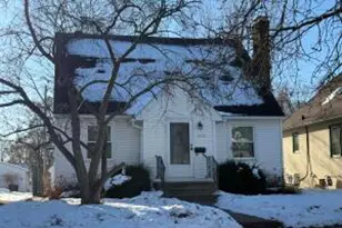 2132 Winnebago St, La Crosse, WI 54601 - Photo 1