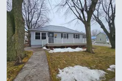 715  Sickle St, Platteville, WI 53818 - Photo 1