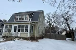 712 Charles St, Fort Atkinson, WI 53538 - Photo 1