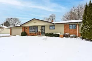 8720 W Ohio Ave, Milwaukee, WI 53227 - Photo 1