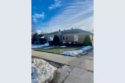 2007  Arlington Ave, Racine, WI 53403 - Photo 1