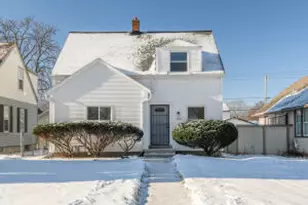 4727 N Green Bay Ave, Milwaukee, WI 53209 - Photo 1