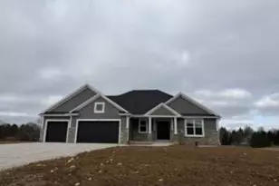 621 Wickland Wy, Richfield, WI 53017 - Photo 1