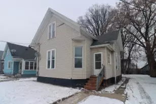 231 Harrison St, Racine, WI 53404 - Photo 1