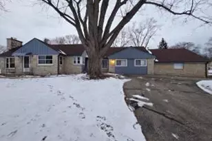 10208 W Spencer Pl, Milwaukee, WI 53224 - Photo 1