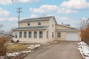 420 S Washington St, Watertown, WI 53094 - Photo 1