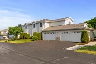 4026 Hazelnut Ct, Sheboygan, WI 53081 - Photo 1