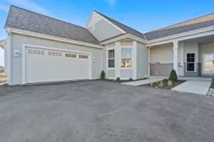 1381 Prairie Creek Cir, Oconomowoc, WI 53066 - Photo 1