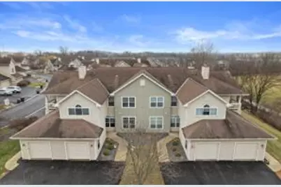 9337 S Cobblestone Way, Franklin, WI 53132 - Photo 1