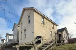 813 9th St, Racine, WI 53403 - Photo 1