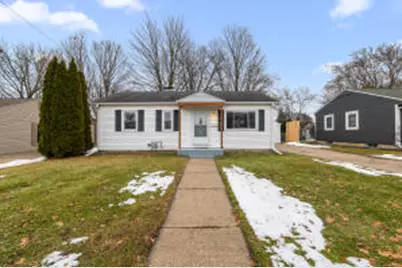 625  Madison Ave, West Bend, WI 53095 - Photo 1