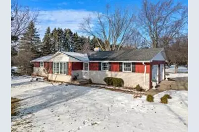 1330  Fernando Dr, Ashwaubenon, WI 54115 - Photo 1