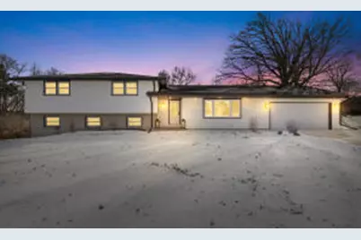 15225  Heather Hill Dr, Brookfield, WI 53005 - Photo 1