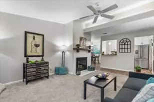 360 Park Hill Dr, Pewaukee, WI 53072 - Photo 1