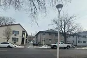 913 7th St, La Crosse, WI 54601 - Photo 1