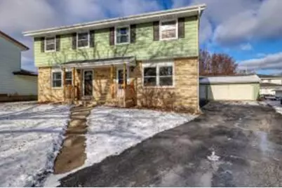 7850  W Van Beck Ave #7852, Milwaukee, WI 53220 - Photo 1