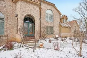 4555 Edington Ln, Brookfield, WI 53045 - Photo 1