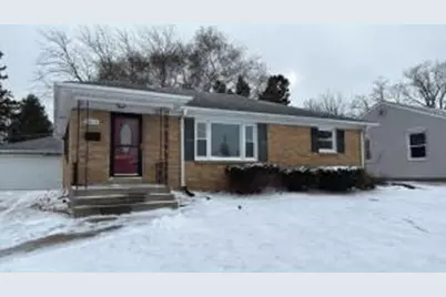 1801  Arlington Ave Ave, Racine, WI 53403 - Photo 1