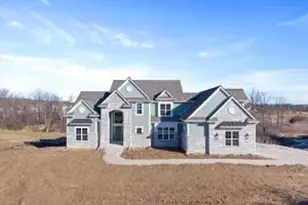 4660 Fenley Way, Brookfield, WI 53045 - Photo 1
