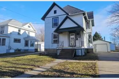 215 N Main St, Reeseville, WI 53579 - Photo 1