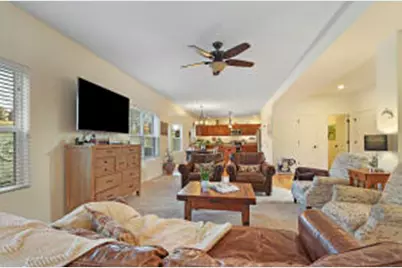 699 S Stone Ridge Dr, Lake Geneva, WI 53147 - Photo 9
