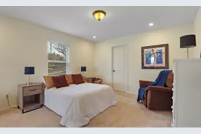 699 S Stone Ridge Dr, Lake Geneva, WI 53147 - Photo 23