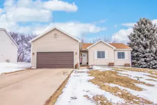 225 Anna St, Waterloo, WI 53594 - Photo 1