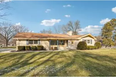 10322 W Concordia Ave, Wauwatosa, WI 53222 - Photo 1