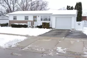 1003 Peterson St, Fort Atkinson, WI 53538 - Photo 1