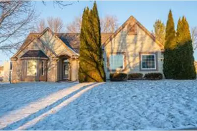 1115  Riverway Ct, Pewaukee, WI 53072 - Photo 1