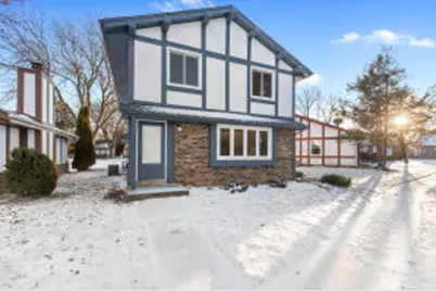 5325  Somerset Ln, Greenfield, WI 53221 - Photo 1