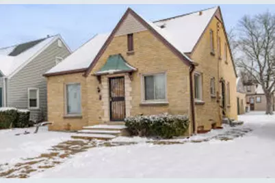 4460 N 42nd St, Milwaukee, WI 53209 - Photo 1