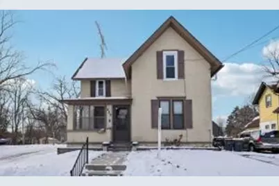 220  Waverly Pl, Waukesha, WI 53186 - Photo 1