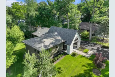 853  Sauganash Dr, Fontana, WI 53125 - Photo 1