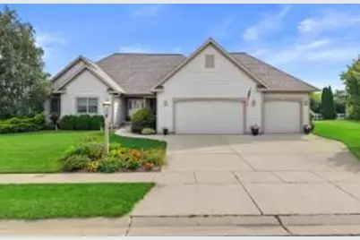 1289  Ridgeside Rd, Oconomowoc, WI 53066 - Photo 1