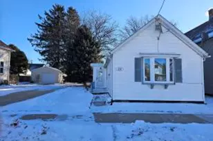 1219 S 21st St, Manitowoc, WI 54220 - Photo 1