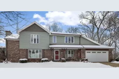 433  Robins Run, Burlington, WI 53105 - Photo 1