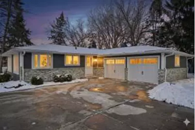 293  Meadowside Ct, Pewaukee, WI 53072 - Photo 1