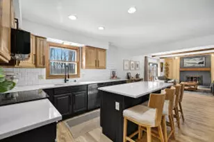 S57W22661 Woodside Ct, Waukesha, WI 53189 - Photo 1