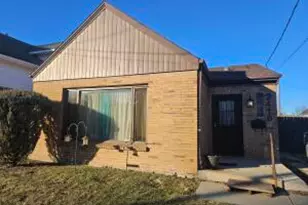 2416 Lawn St, Racine, WI 53404 - Photo 1