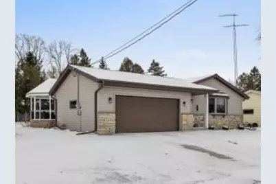 1209 E Thomas St, Manitowoc, WI 54220 - Photo 1