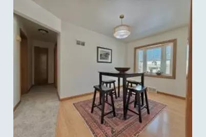 609 N Cedar St, Horicon, WI 53032 - Photo 5