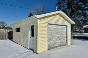 609 N Cedar St, Horicon, WI 53032 - Photo 23