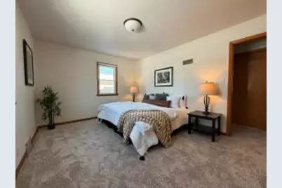 609 N Cedar St, Horicon, WI 53032 - Photo 13