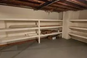 8098 S Meadowcreek Ct, Franklin, WI 53132 - Photo 47